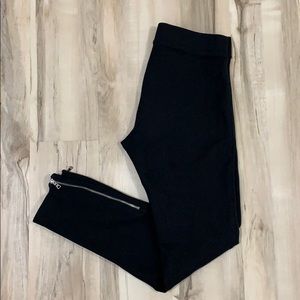 GAP Black Ankle Zipper Leggings